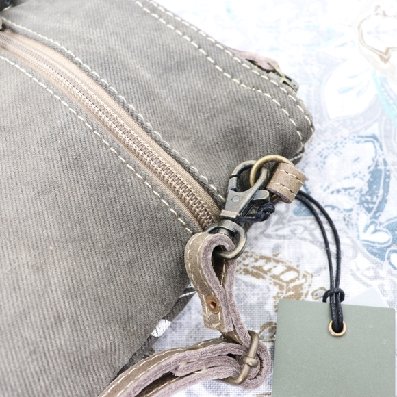 🆕Myra Bag Brown Floral Crossbody Bag Small Purse - Picture 4 of 8